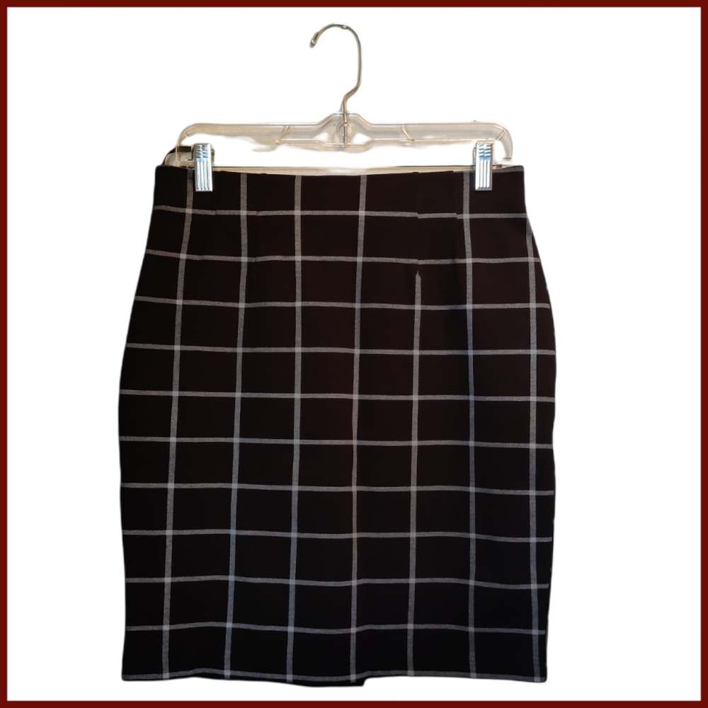 Amanda + Chelsea Women's Skirt